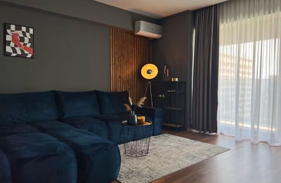 Аренда современной 2-комнатной квартиры с отдельной кухней, 77 м², Мамая, Констанца, Румыния